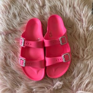 🎉HP🎉 New Size 6 Bright Hot Pink Slide Two Strap Buckle Sandals